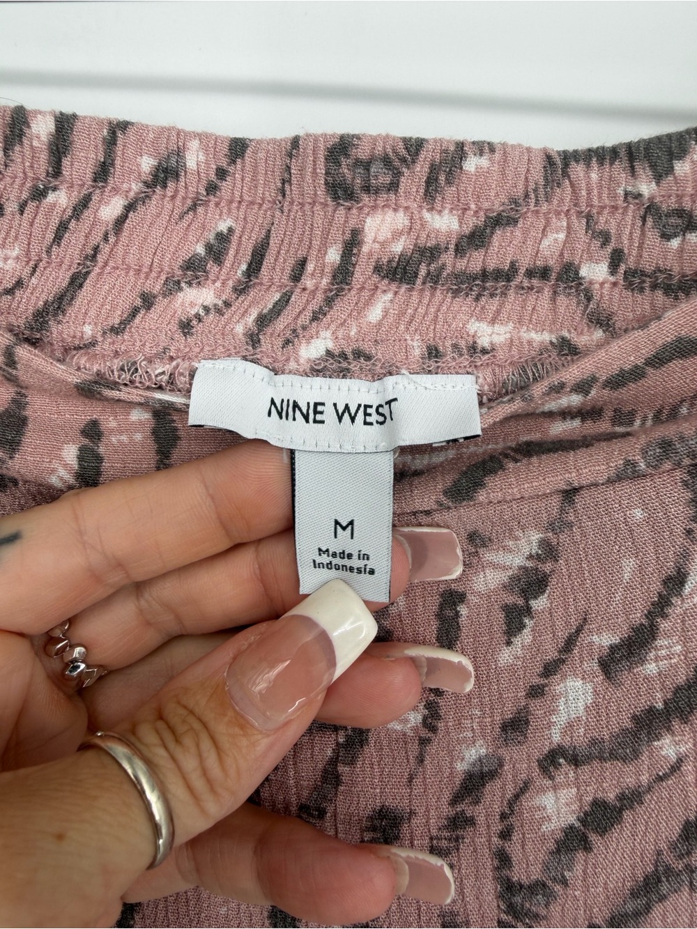 Nine West Dusty Pink Zebra Animal Print Tiered Maxi Skirt with Side Slit - Picture 4 of 9